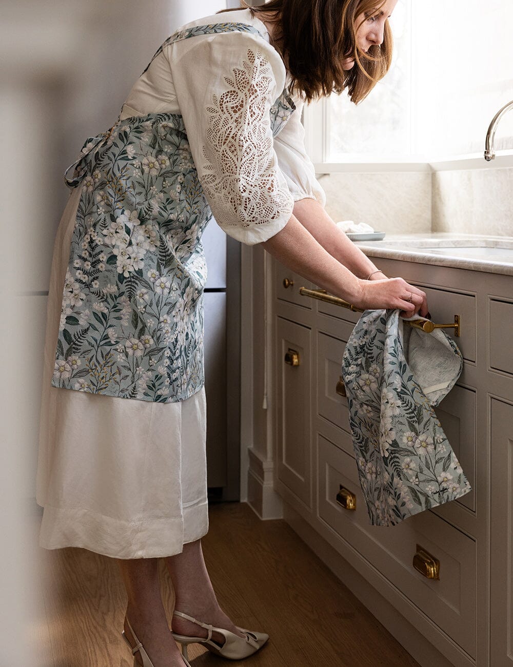 Ivory Garden 100% Linen Tea Towel