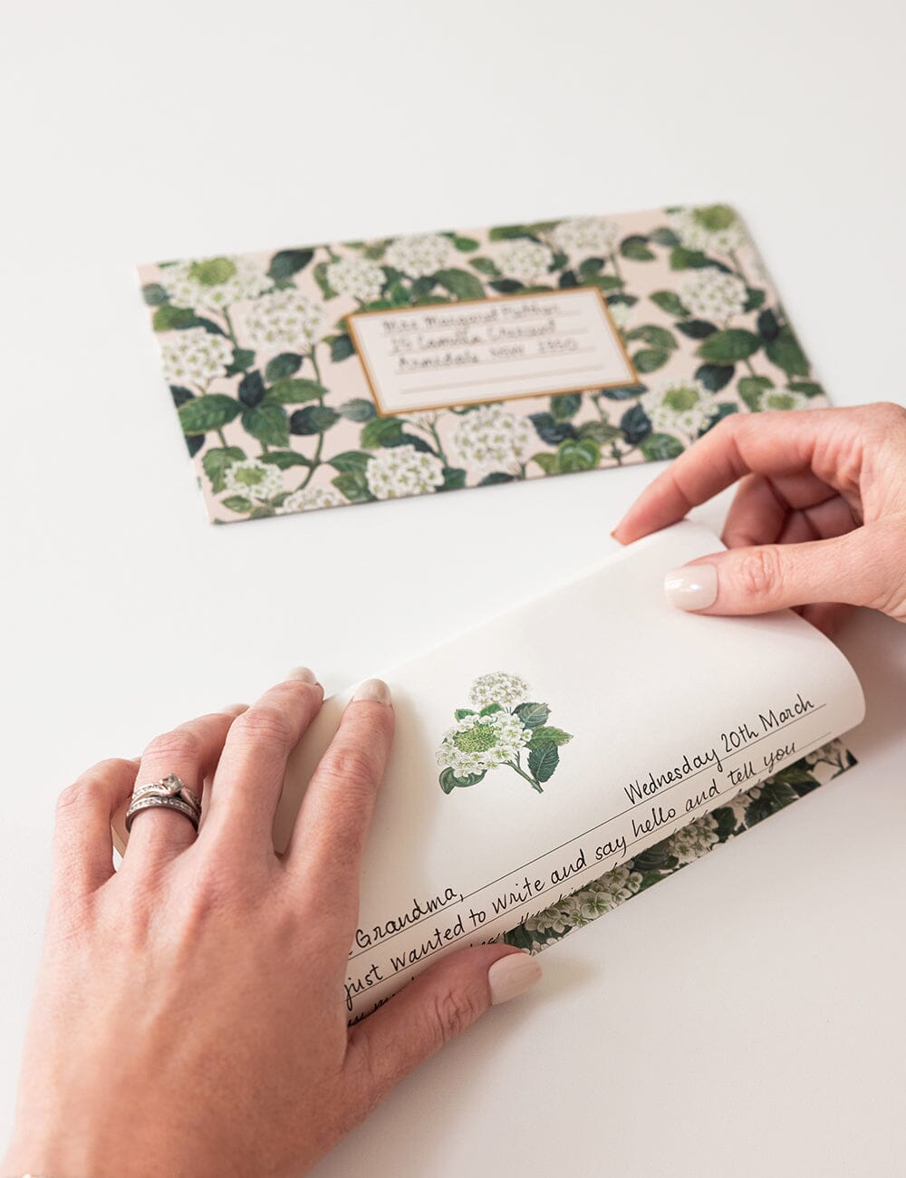 Hydrangea A4 Writing Pad