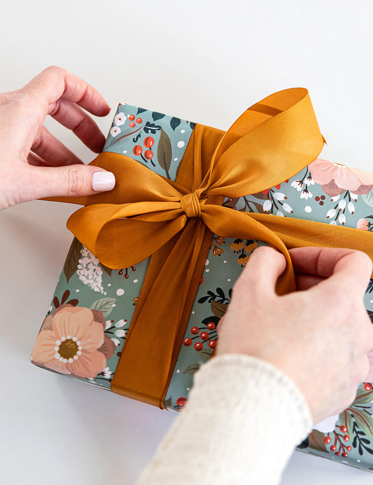 Christmas Ornaments / Floral Fields 6pk Gift Wrap Gift Wrap Bespoke Letterpress 